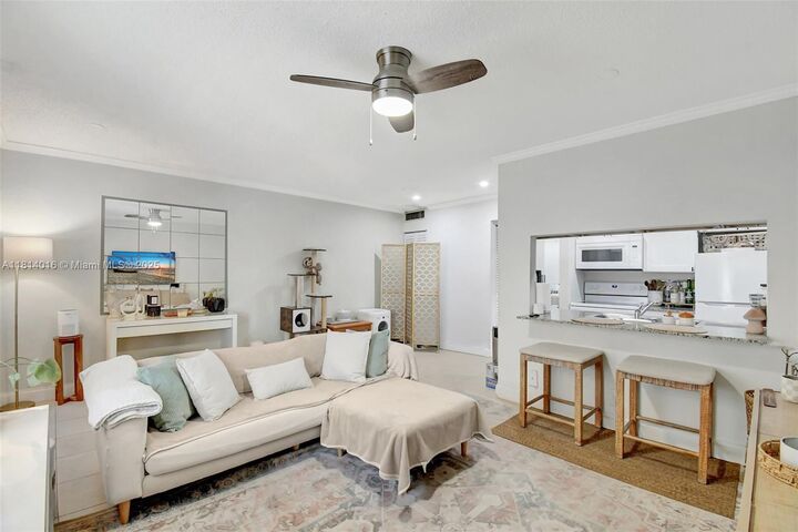 Property Photo:  1470 N Dixie Hwy 31  FL 33304 