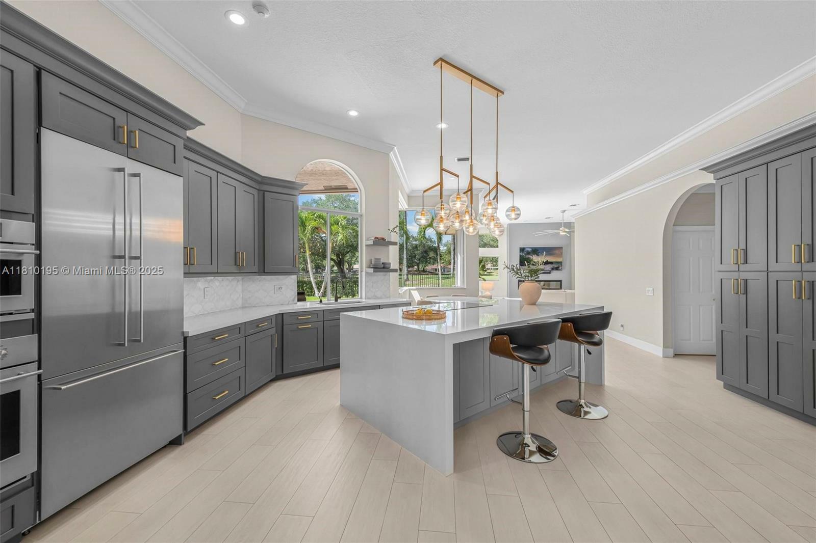 Property Photo: 2539 Eagle Run Dr FL 33327