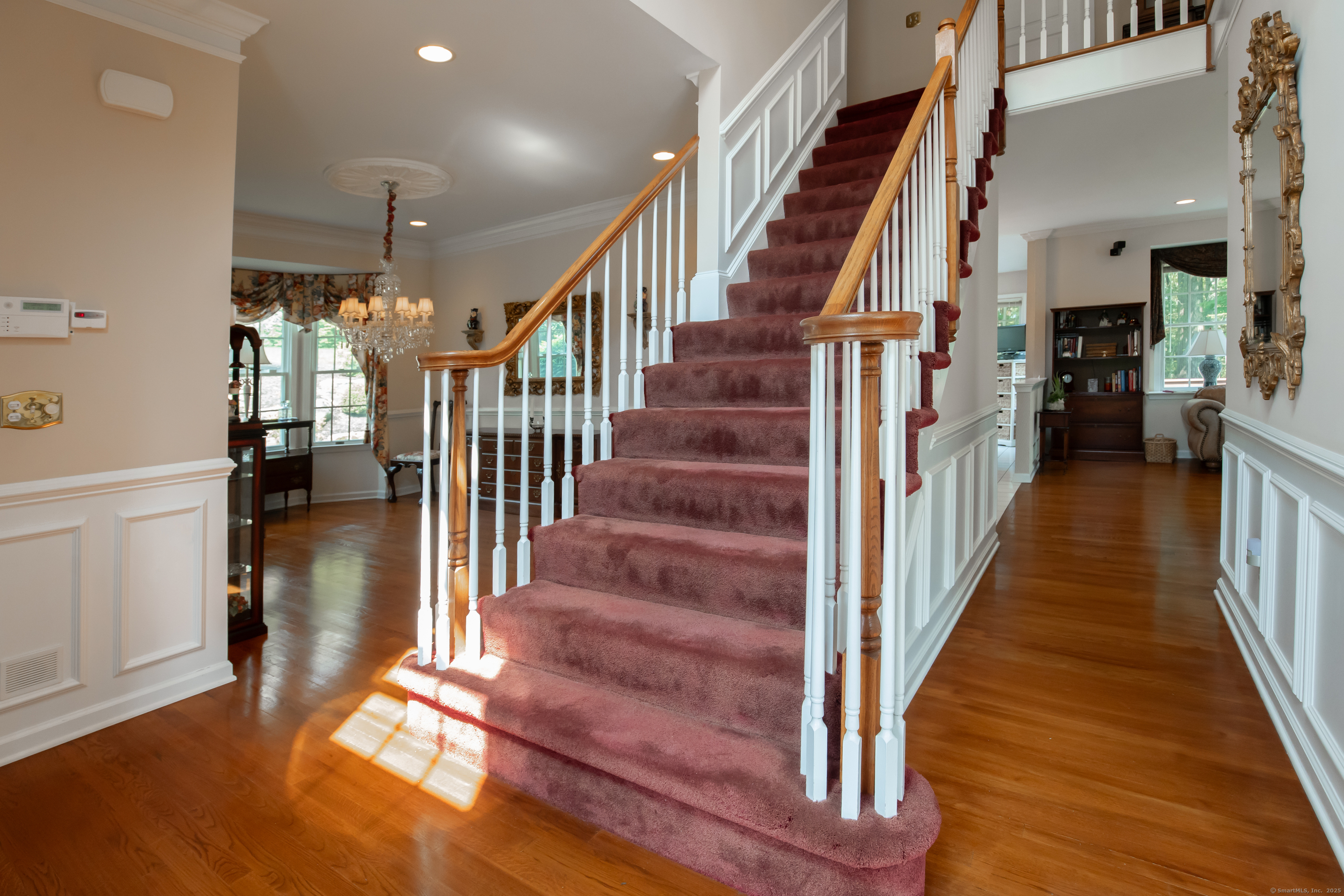 Property Photo: 33 Alexandria Court 33 CT 06824