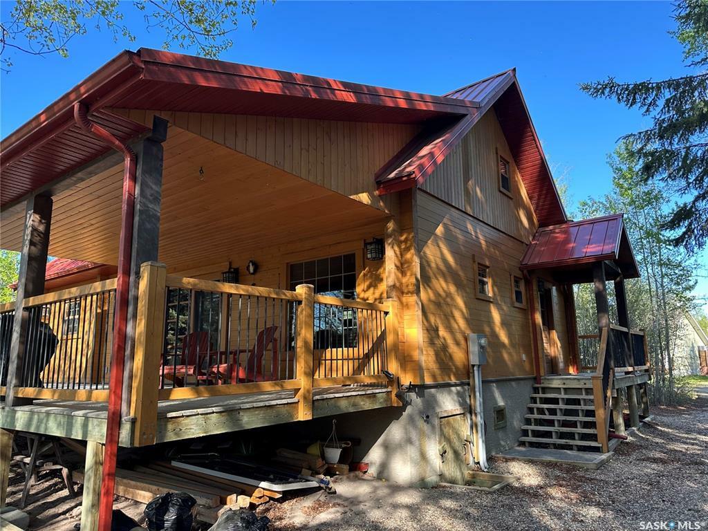 Property Photo: 1008 Birch Place SK S0M 1J0