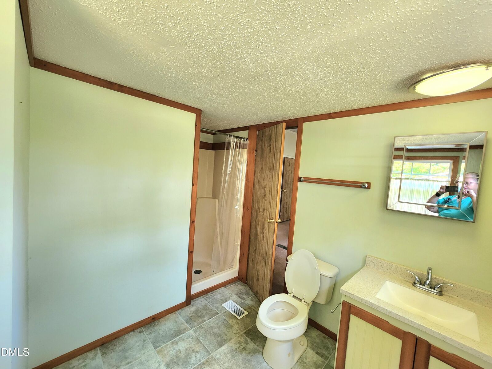 Property Photo: 889 Whitley Road NC 27557