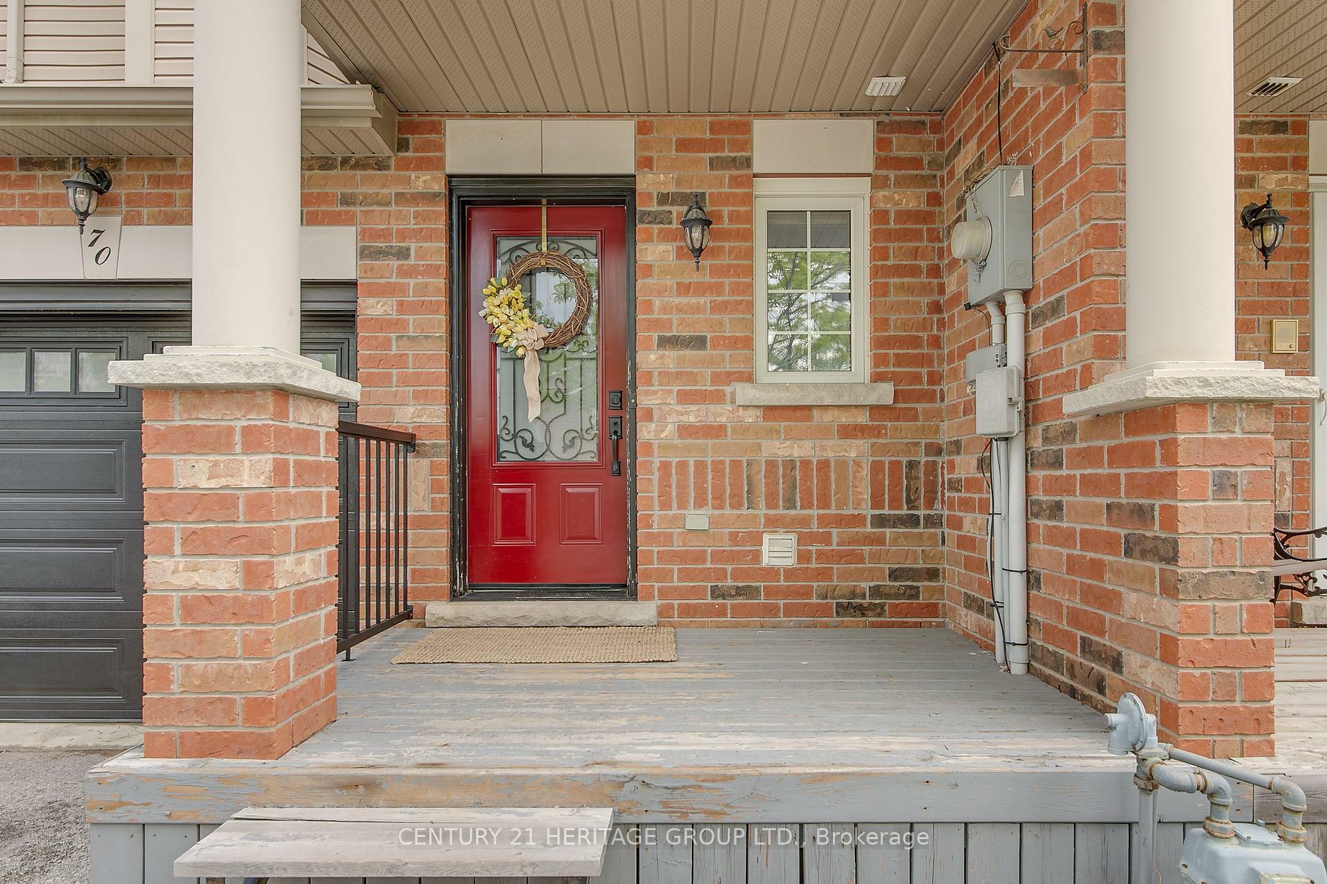 Photo de la propriété: 70 Falkner Road ON L9R 0A8