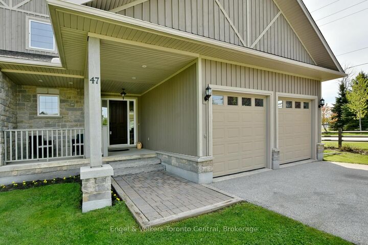 Property Photo: 47 Meadowbrook Lane ON N0H 2P0