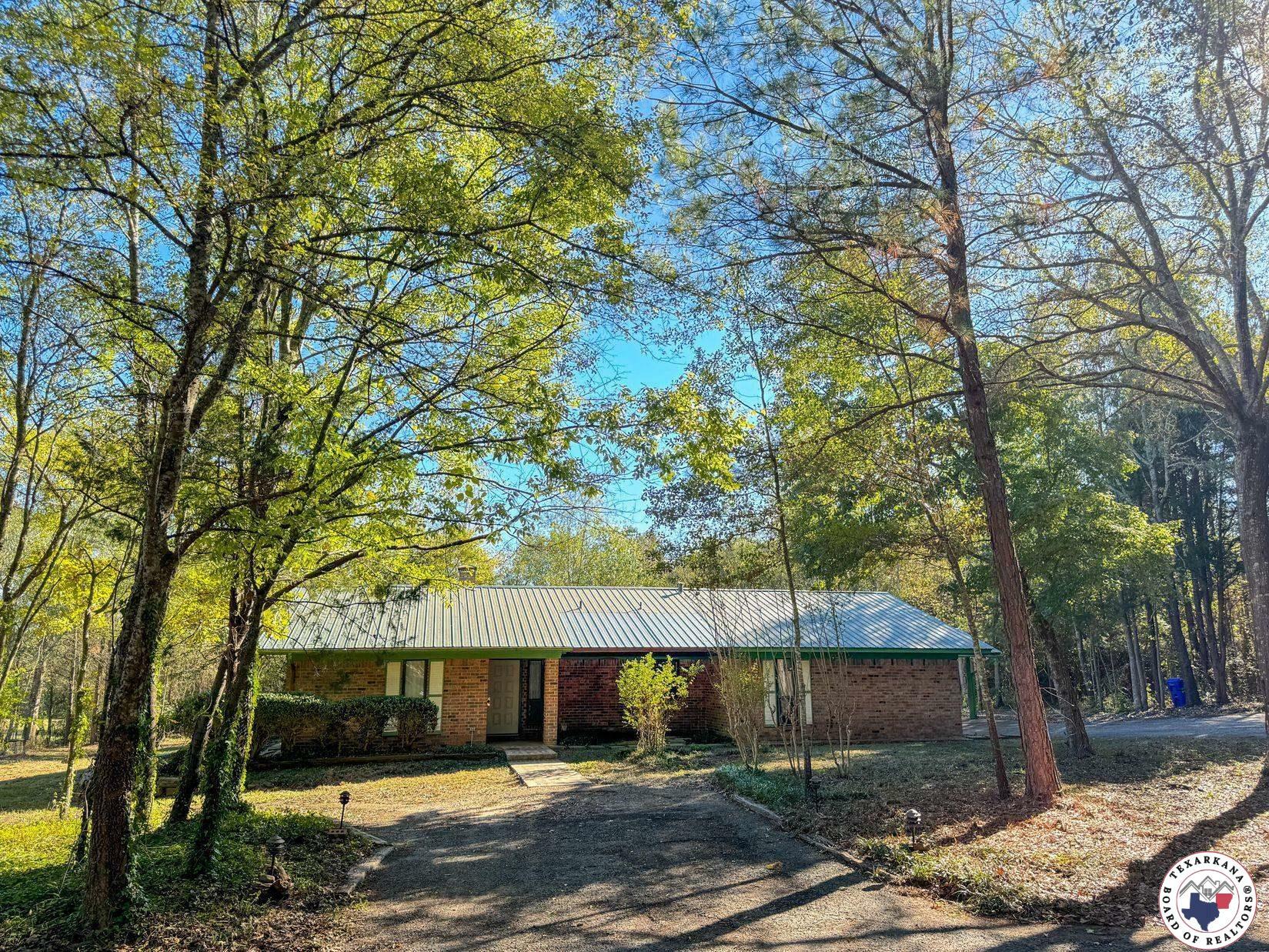 105 N Highway 59  Linden TX 75563 photo