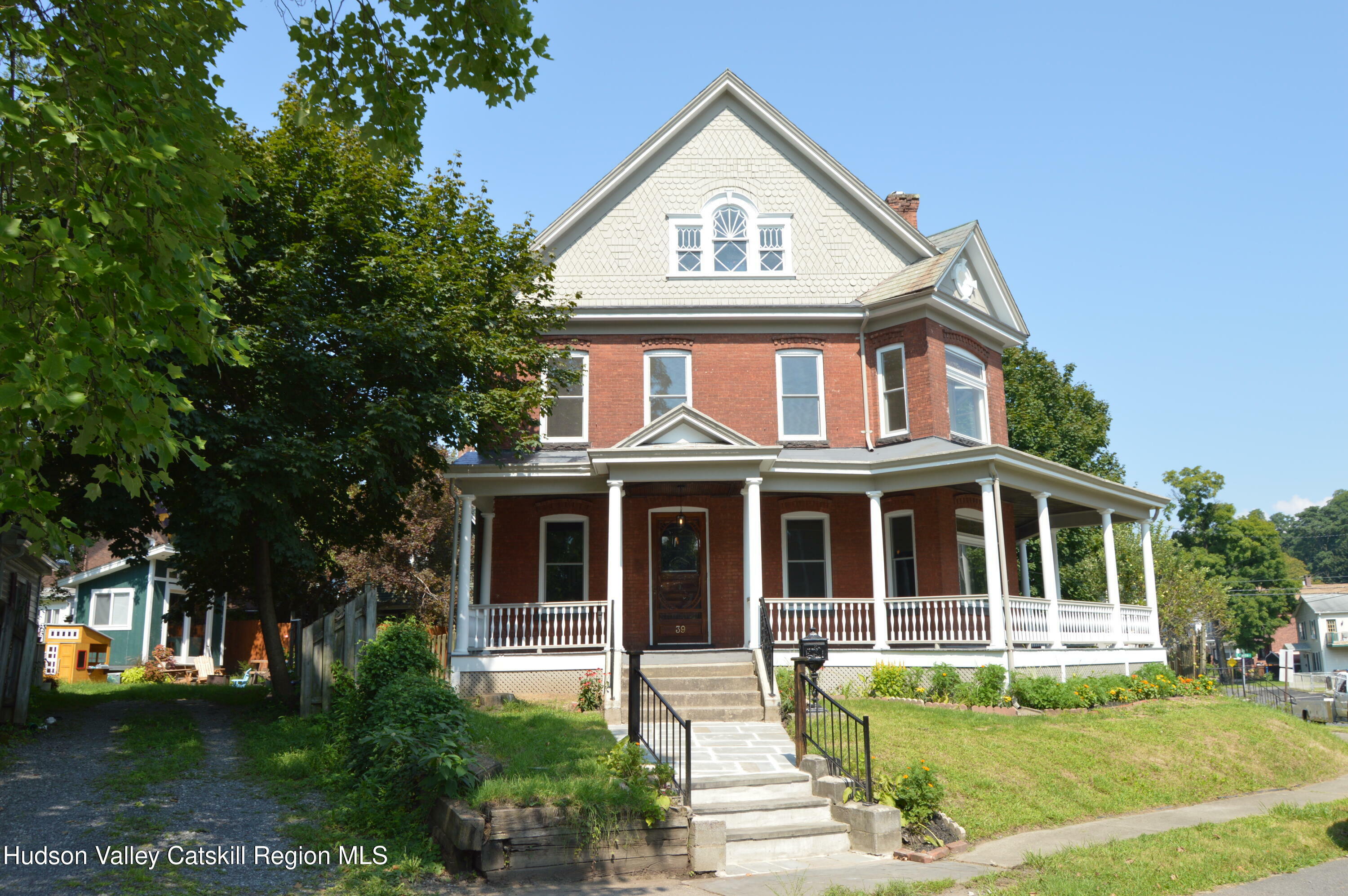 Property Photo: 39 Grove NY 12401