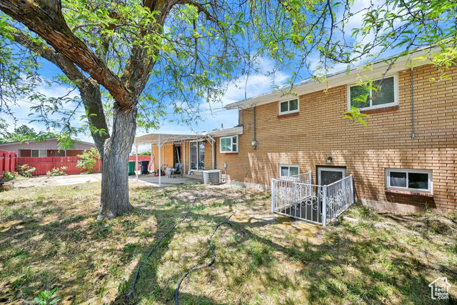 Property Photo: 3 E Vine Cir N UT 84015