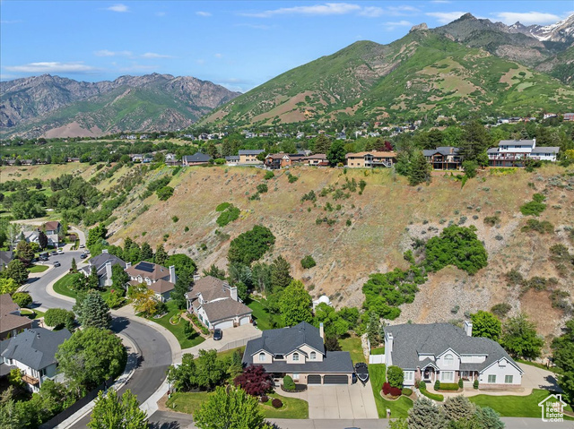 Property Photo: 8697 Willow Green Cir UT 84093