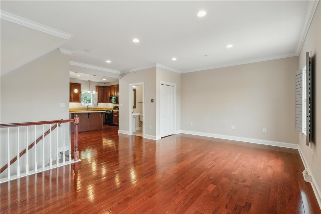 Property Photo:  135 Lenox Dr  PA 15126 