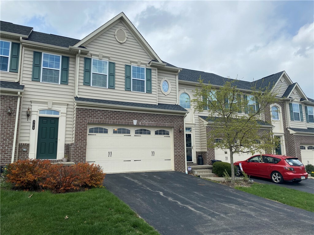 Property Photo:  904 Fairgate Dr  PA 15090 