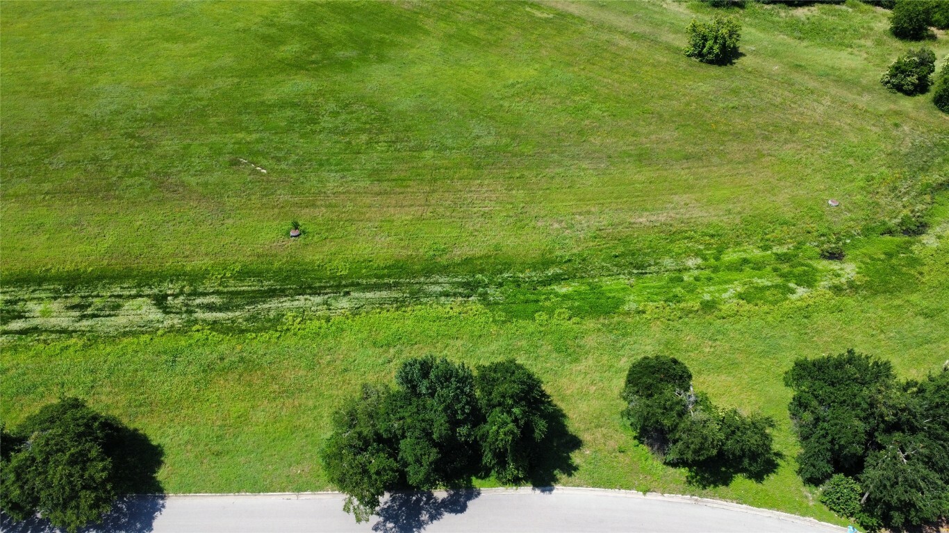 Property Photo:  2106 S Pine Street  TX 78626 