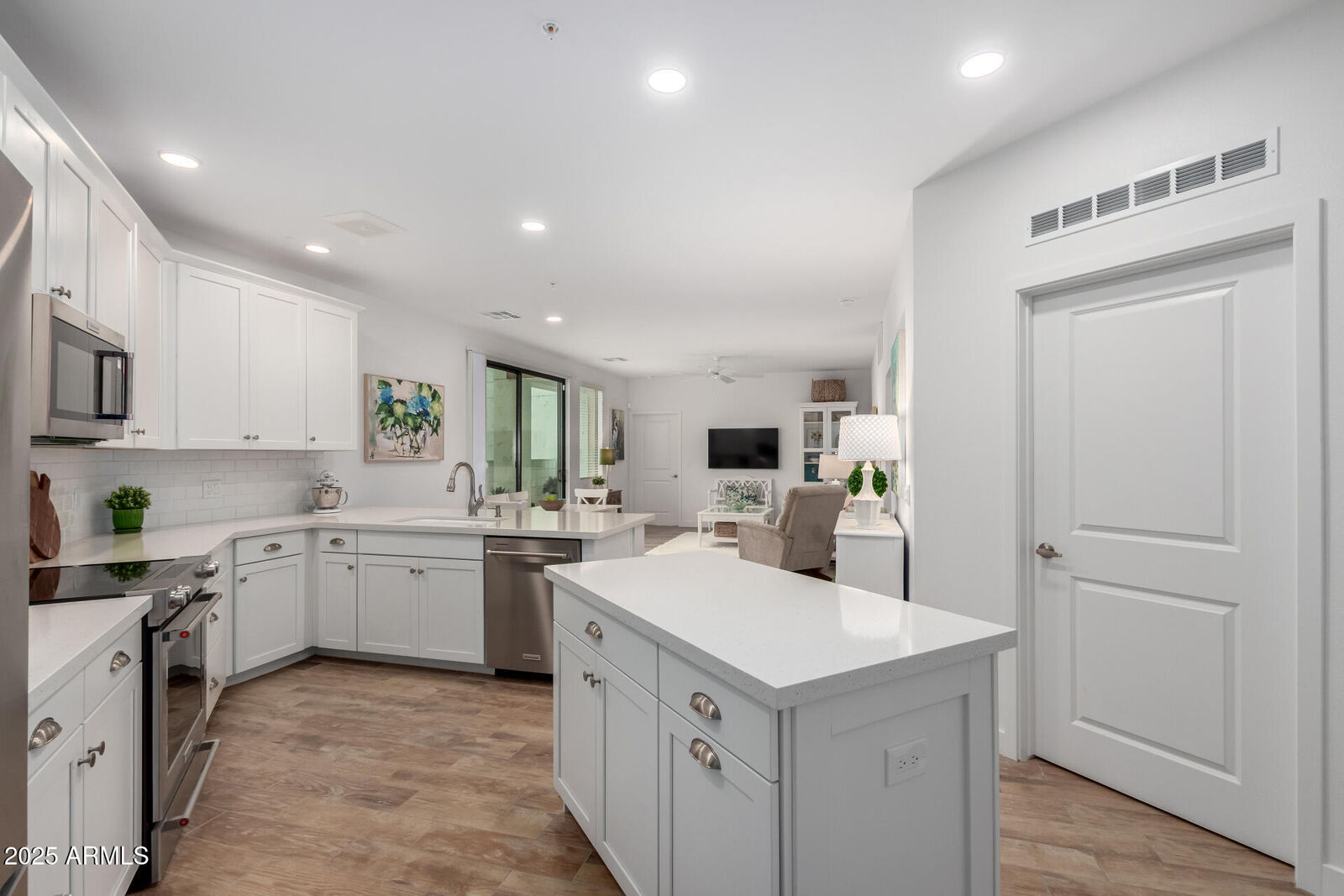 Property Photo: 2511 W Queen Creek Road 174 AZ 85248