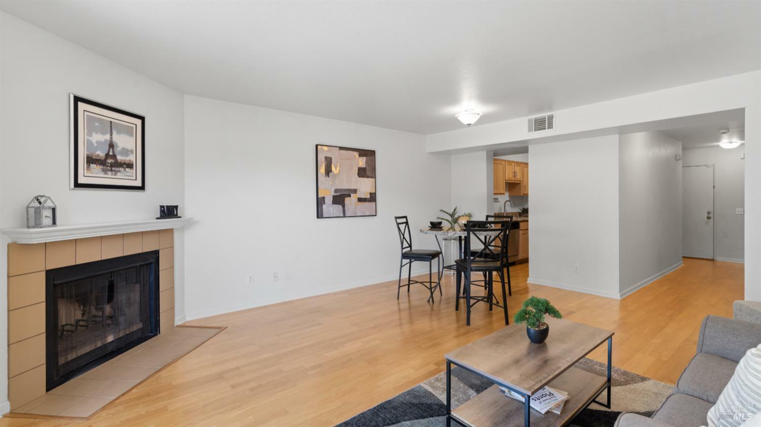 Property Photo: 411 Tabor Avenue CA 94533