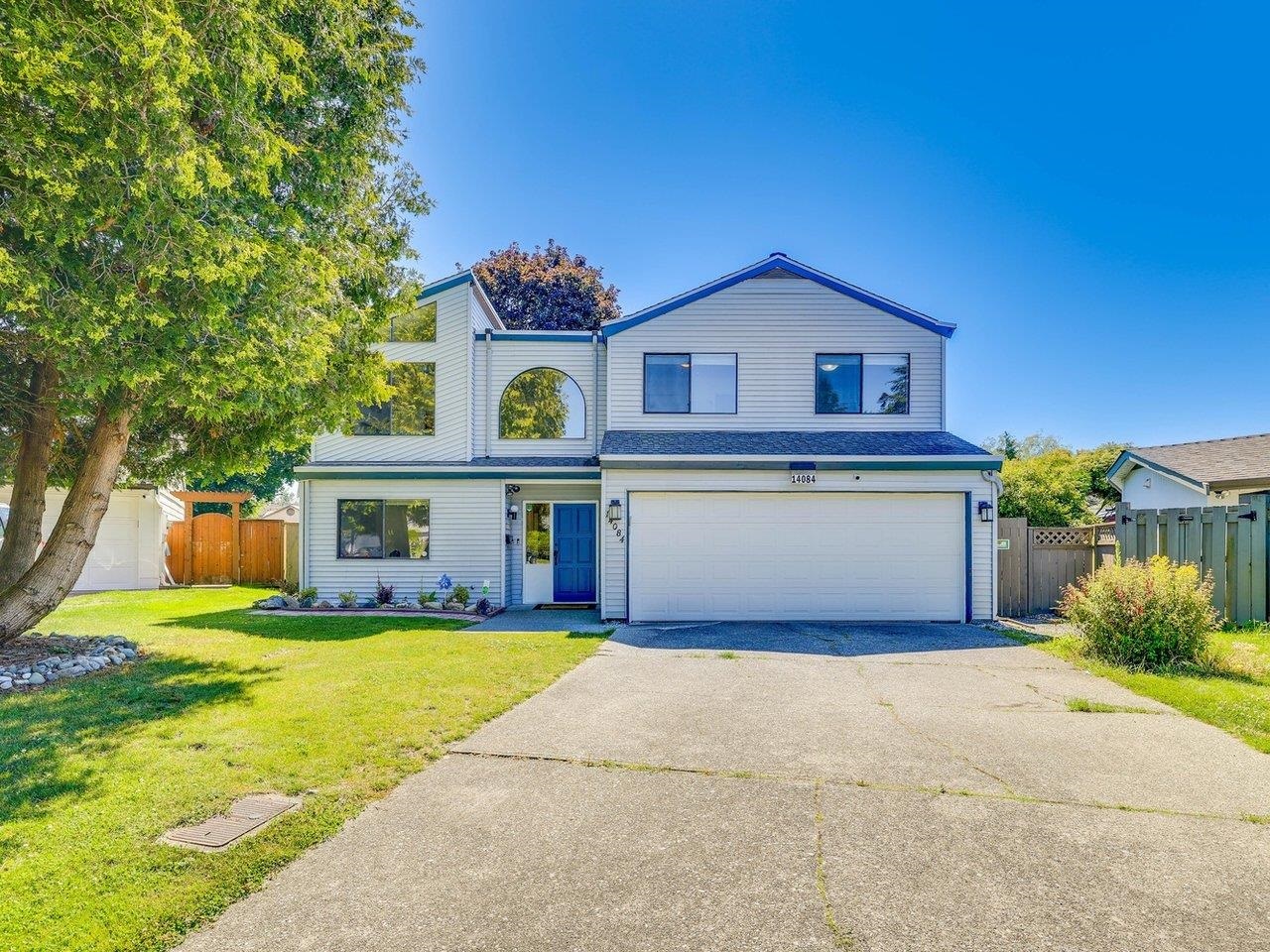 Property Photo: 14084 17B Avenue BC V4A 6S8