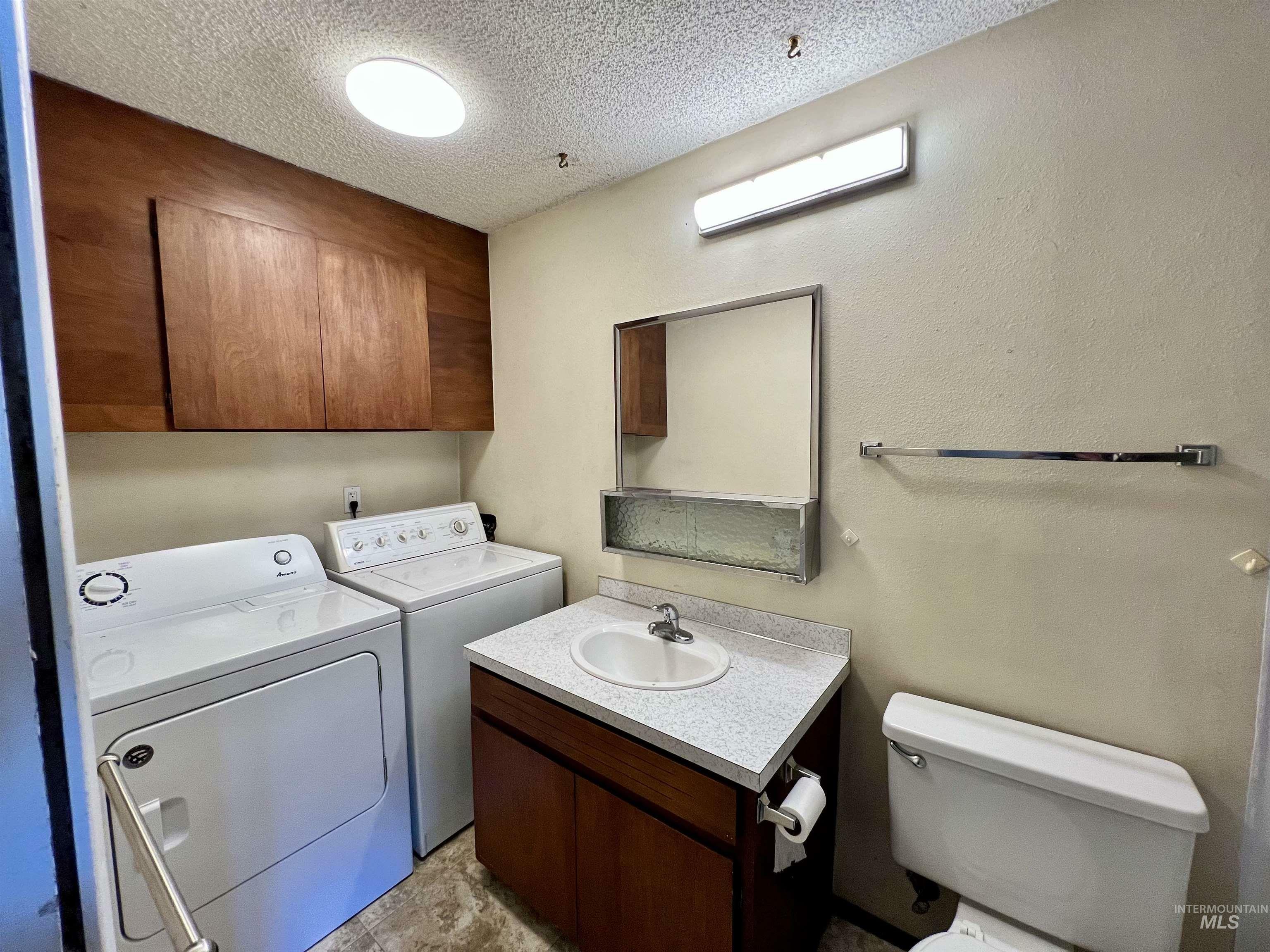 Property Photo:  1720 11th Ave  ID 83501 