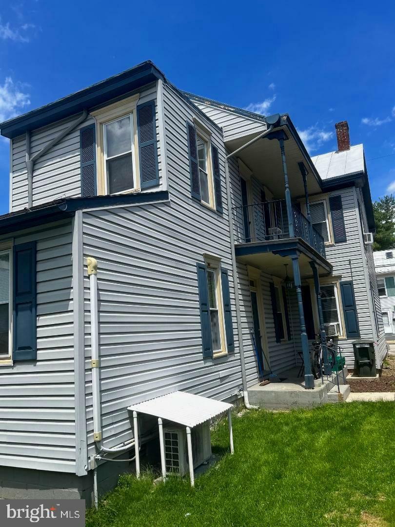 Property Photo: 350 W North Street PA 17013