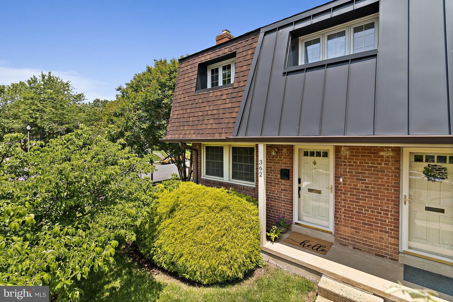 Property Photo:  362 James Street 384  VA 22046