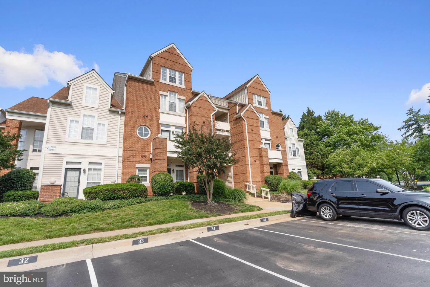 Property Photo: 7014 Ellingham Circle F VA 22315