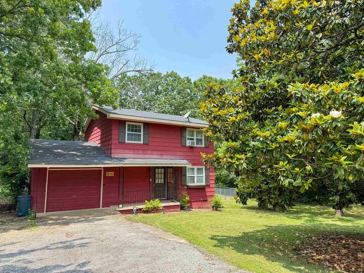 Property Photo: 6 Pottawattamie Dr AR 72529