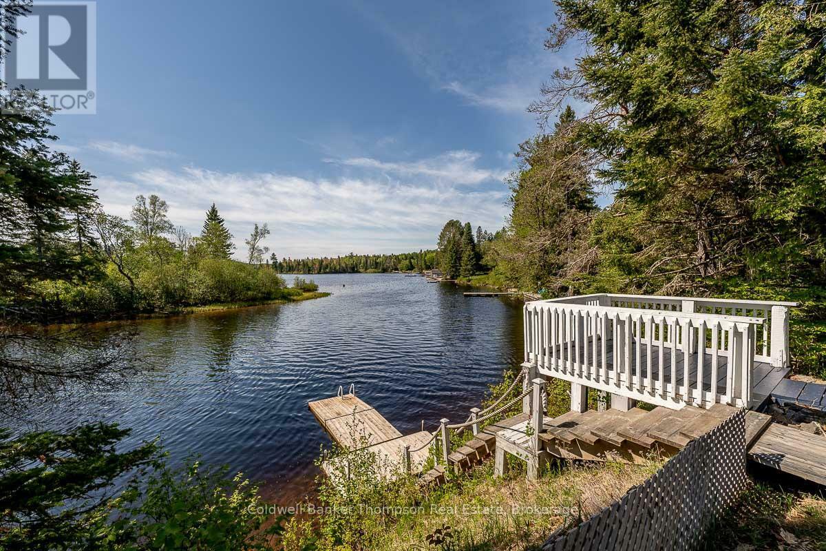 Photo de la propriété: 1743 518 Highway East A ON P0A 1M0