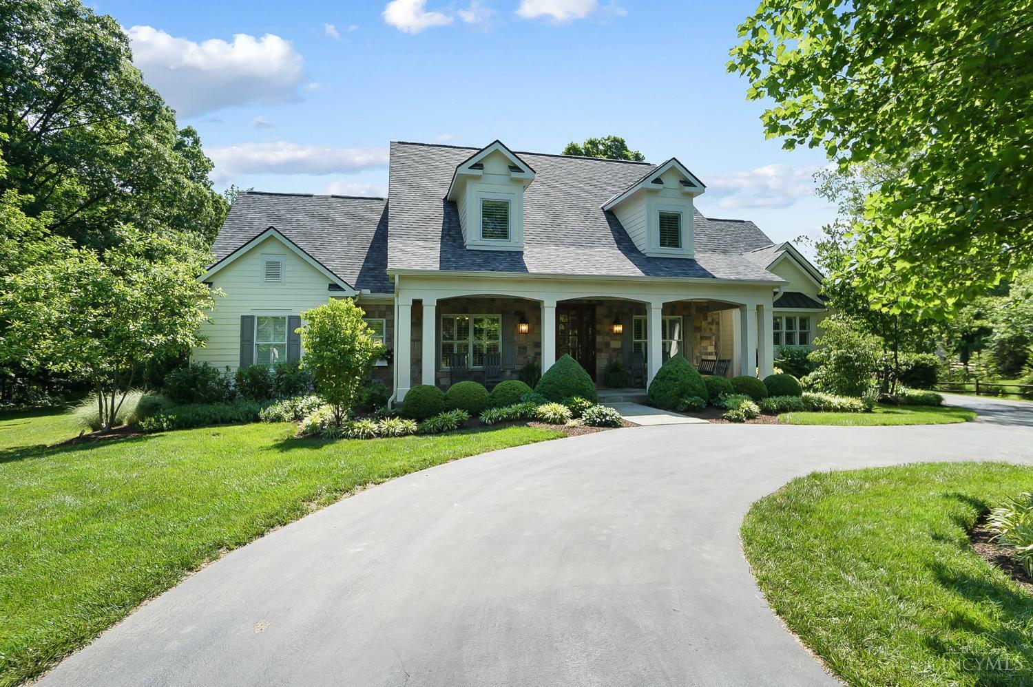 Property Photo:  7955 Chinquapin Lane  OH 45243 