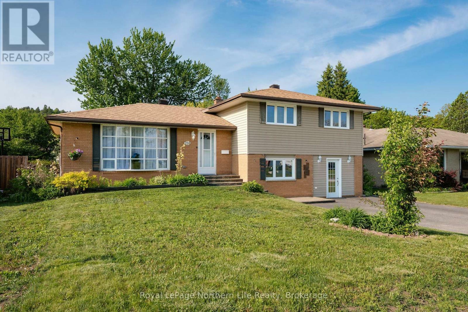 Property Photo: 120 Macbeth Crescent South ON P1B 7X6