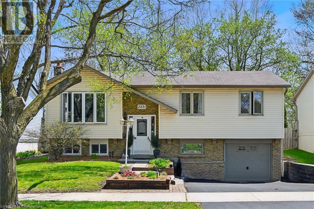 Property Photo: 2251 Ingersoll Drive ON L7P 3L1