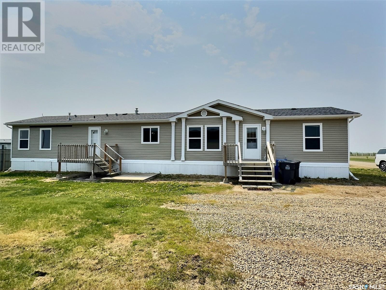 92 Foord Crescent  Macoun SK S0C 1P0 photo