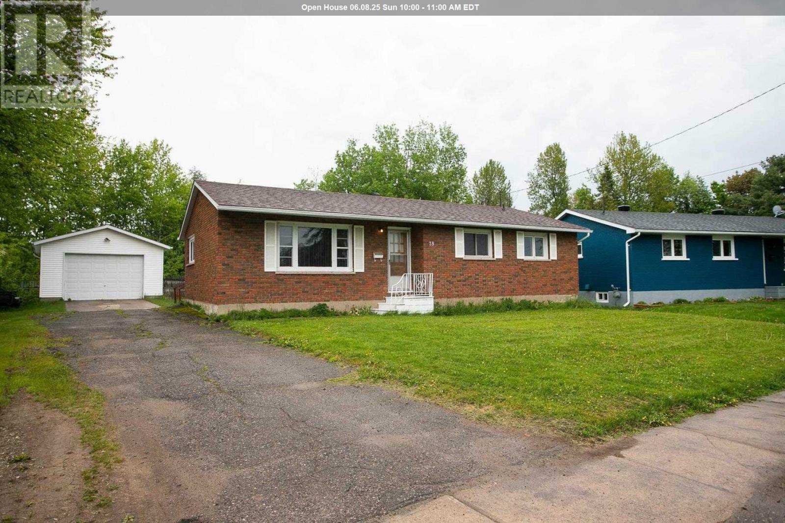 Property Photo: 78 Arden St ON P6C 5K4