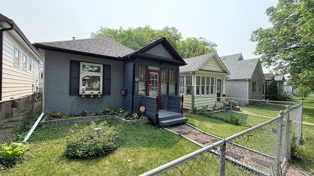 Property Photo: 235 Roseberry Street MB R3J 1T3