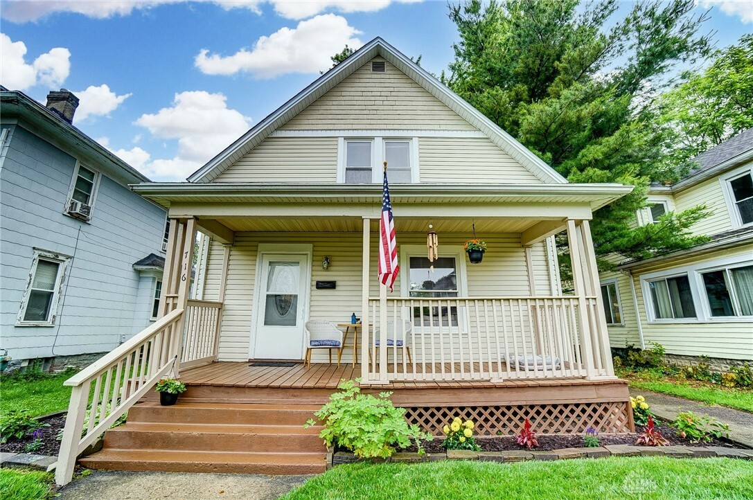 Property Photo: 716 E Madison Avenue OH 45503
