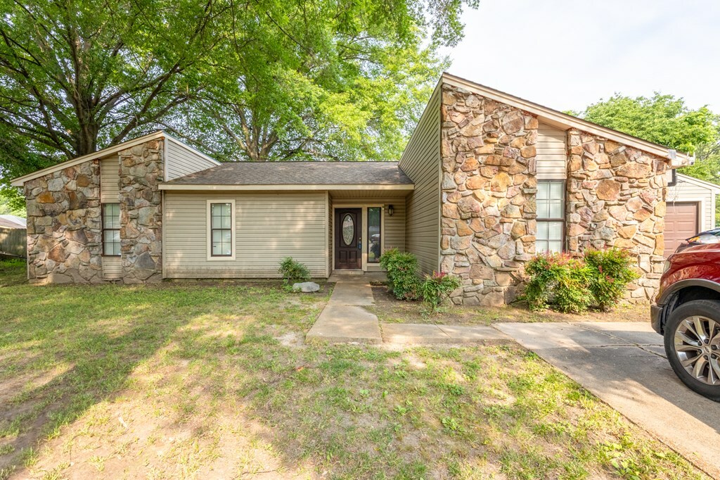 Property Photo: 376 Prairie Cove AR 72364