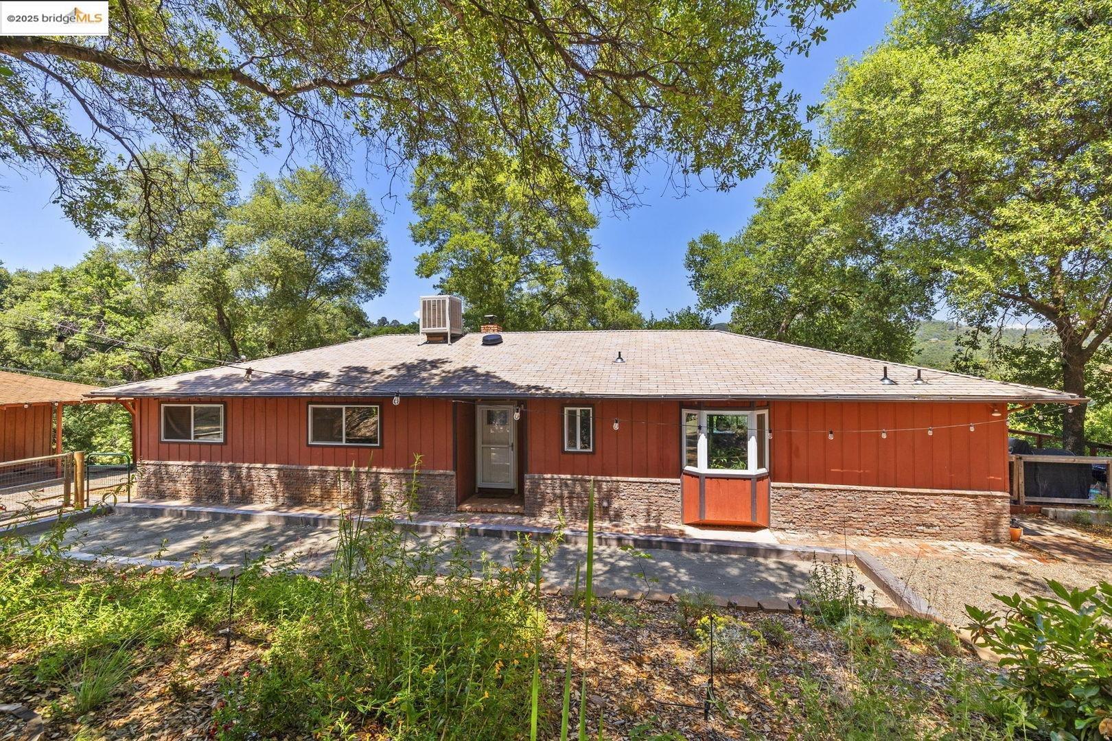 Property Photo: 20571 Eureka Dr CA 95370