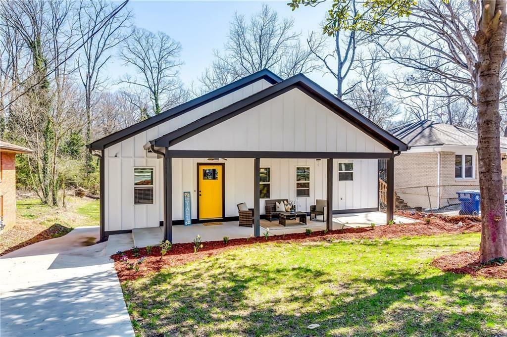 Property Photo: 236 Barfield Avenue SW GA 30310