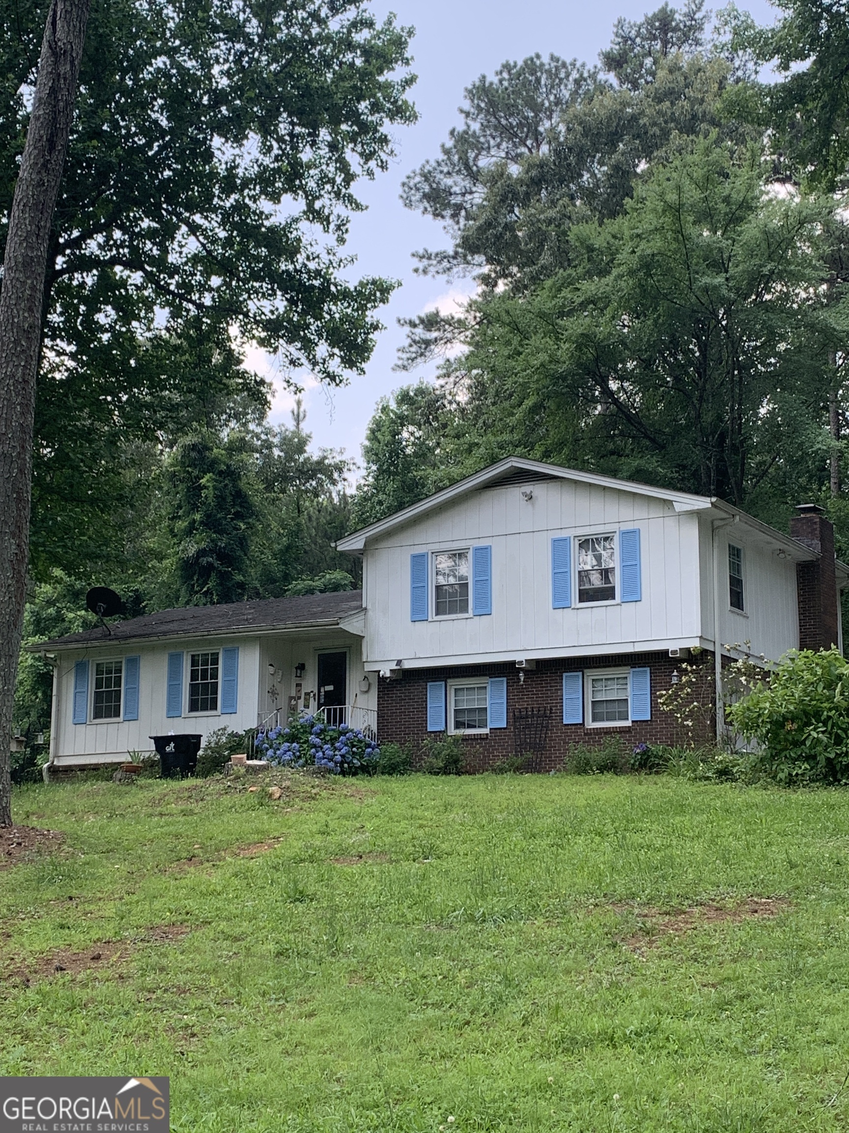 2505 King Louis Road NE  Conyers GA 30012 photo