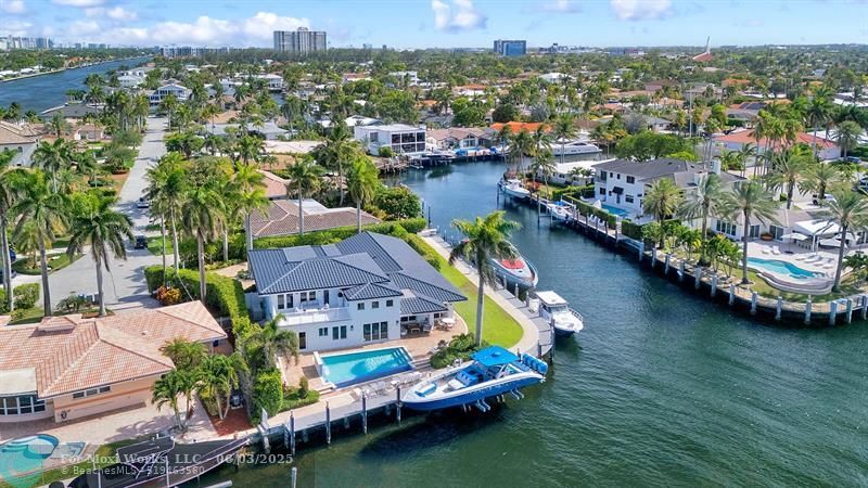 Property Photo: 2593 SE 9 Street FL 33062