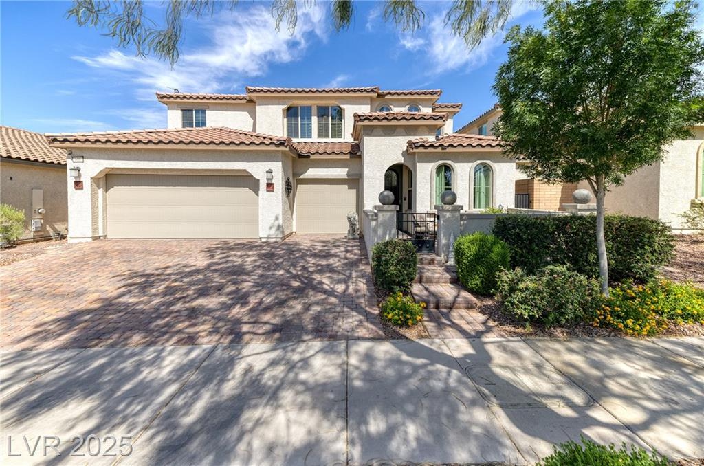 Property Photo:  606 Cadence Vista Drive  NV 89011 