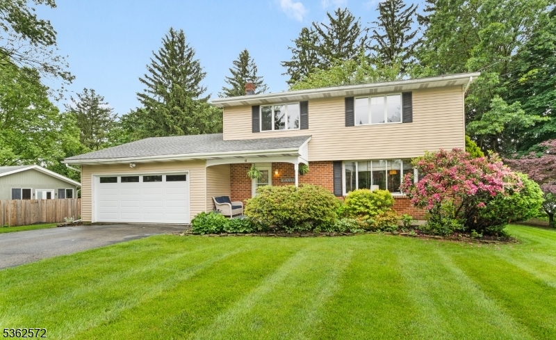 Property Photo: 6 Fairview Ave NJ 08809