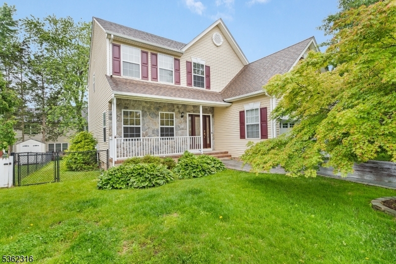 27 Heinrick Way  Bridgewater Twp. NJ 08807 photo