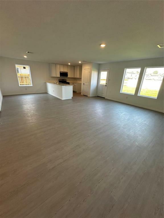 Property Photo: 1415 Cedar Plains Court TX 77301