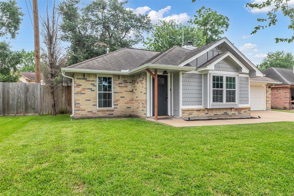 Property Photo: 9802 Pale Star Drive TX 77064