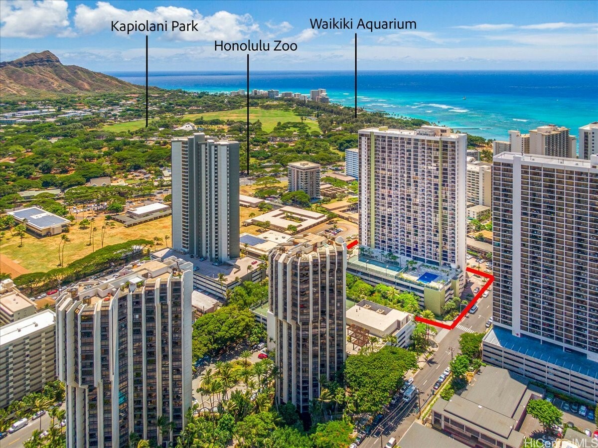 Property Photo: 229 Paoakalani Avenue Ph-3807 HI 96815