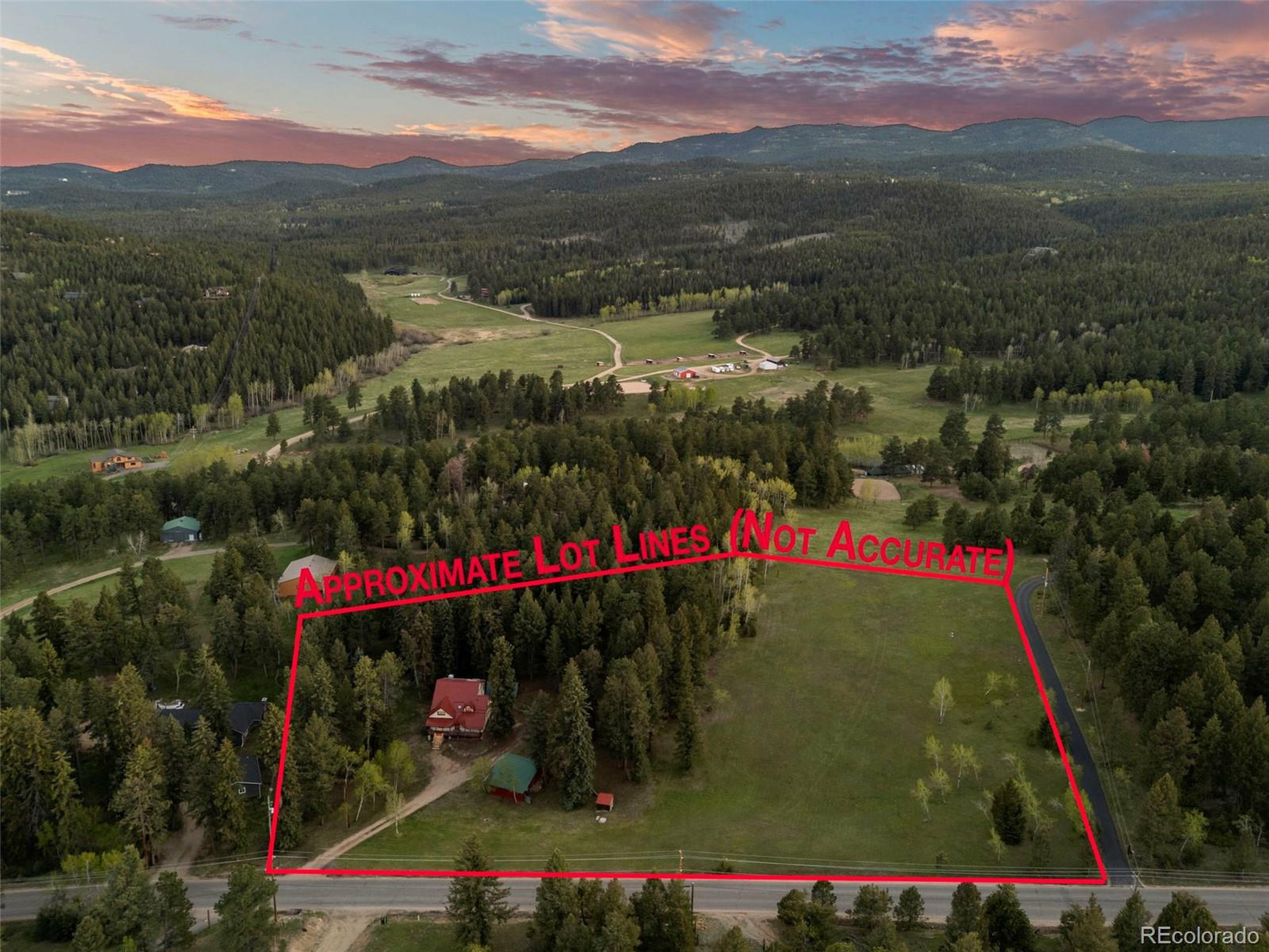 Property Photo: 8821 Blue Creek Rd CO 80439