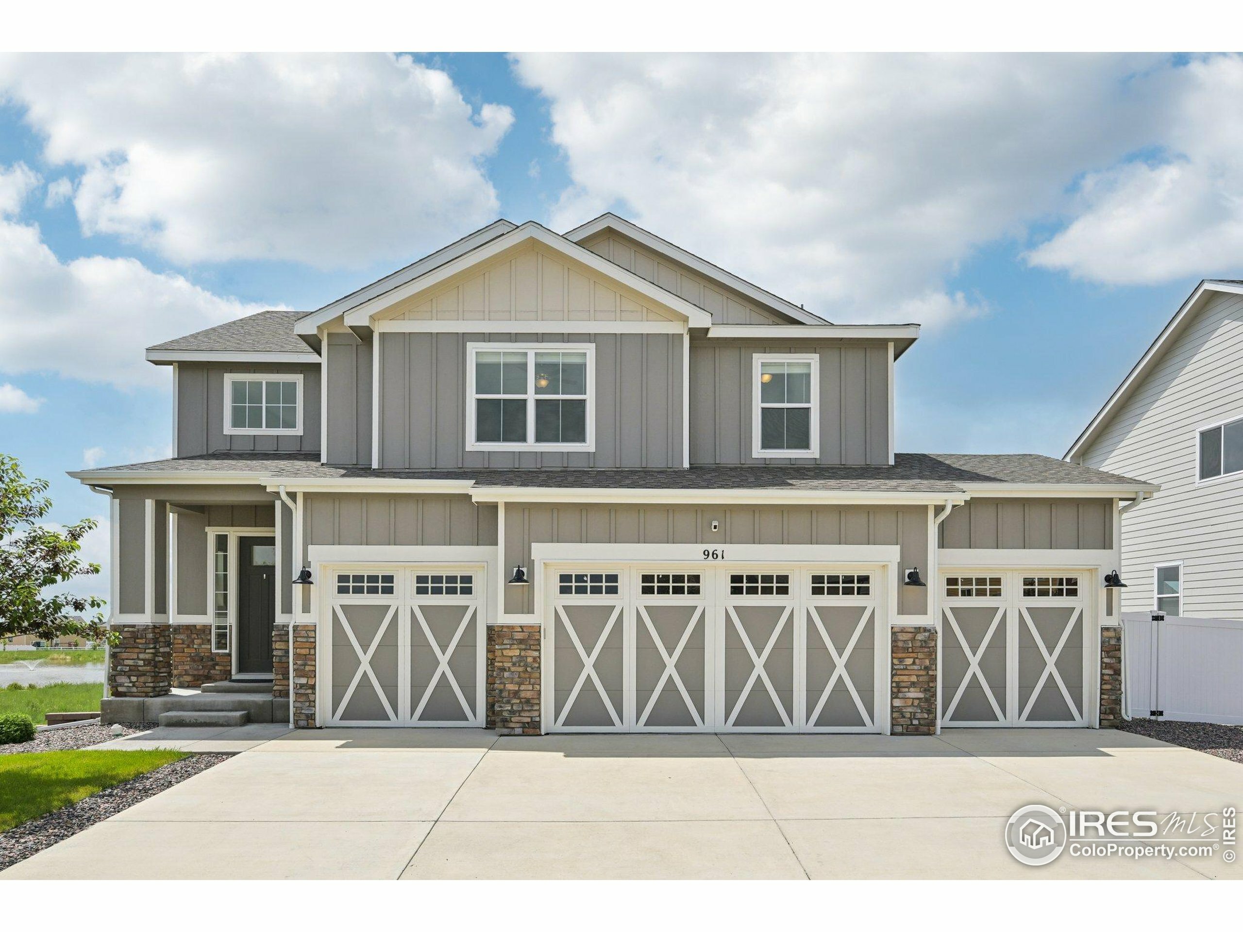 Property Photo: 961 Mouflon Dr CO 80550