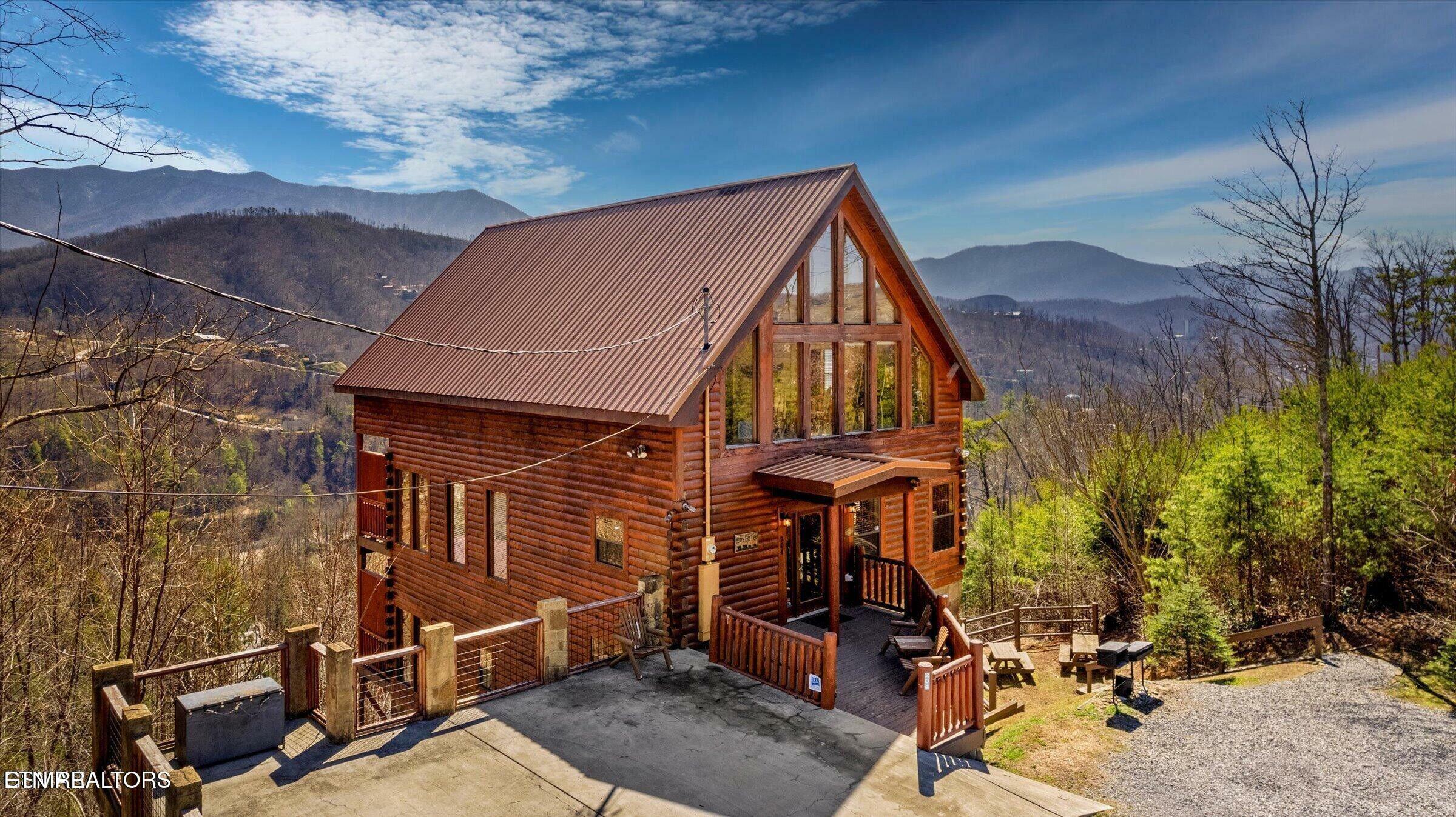 204 Pinnacle Drive  Gatlinburg TN 37738 photo