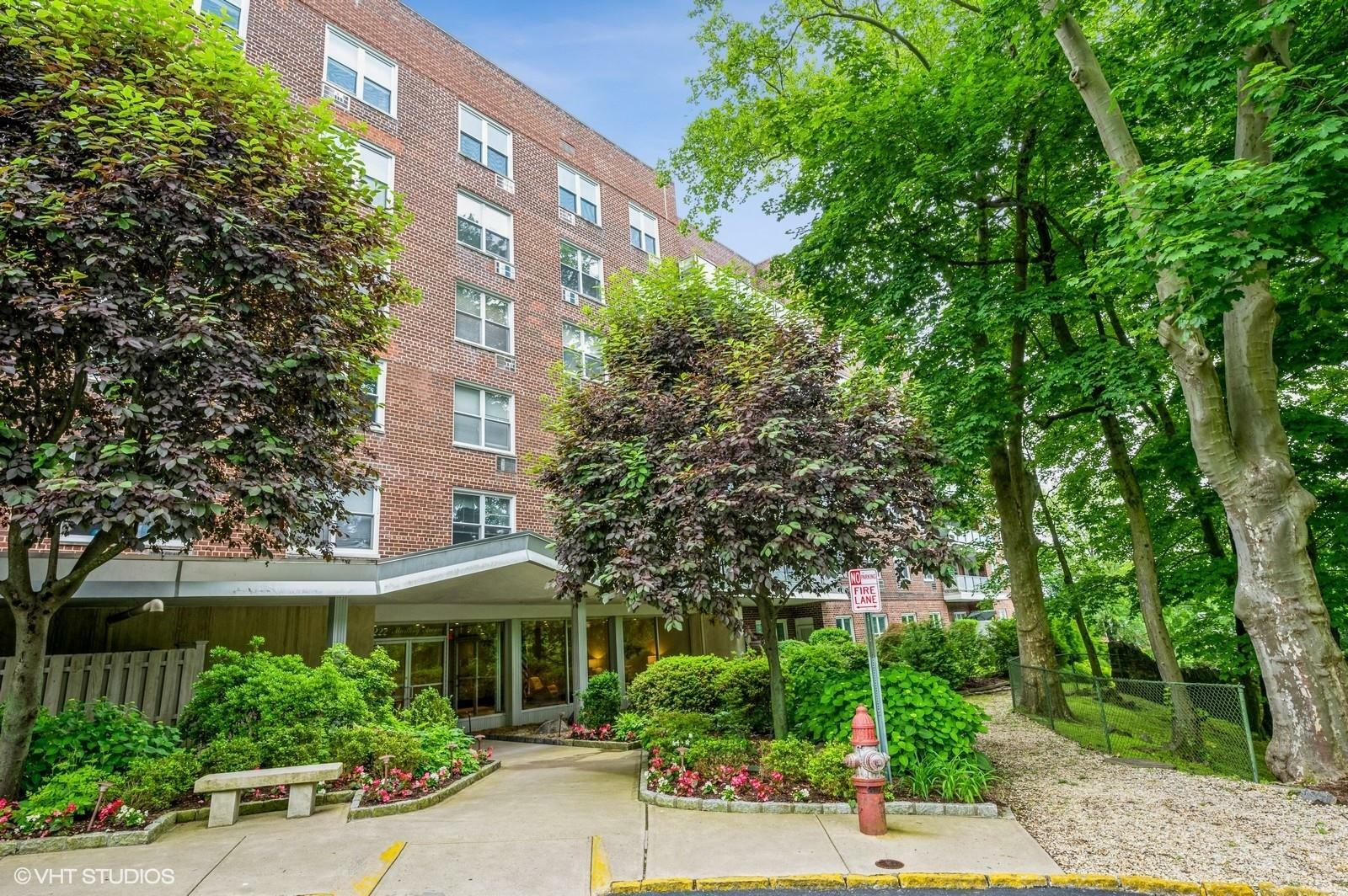 222 Martling Avenue 2-G  Tarrytown NY 10591 photo