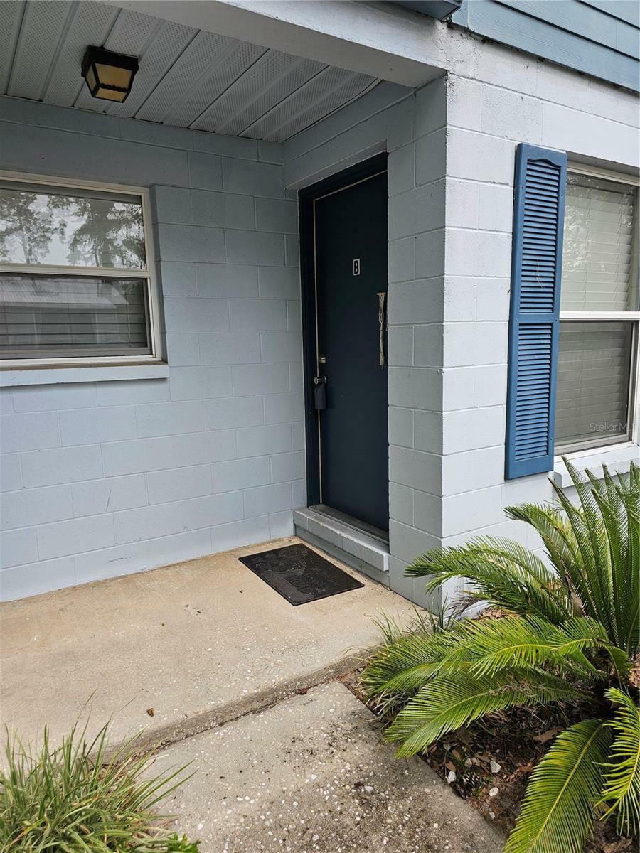 Property Photo: 4007 SW 26th Terrace B FL 32608