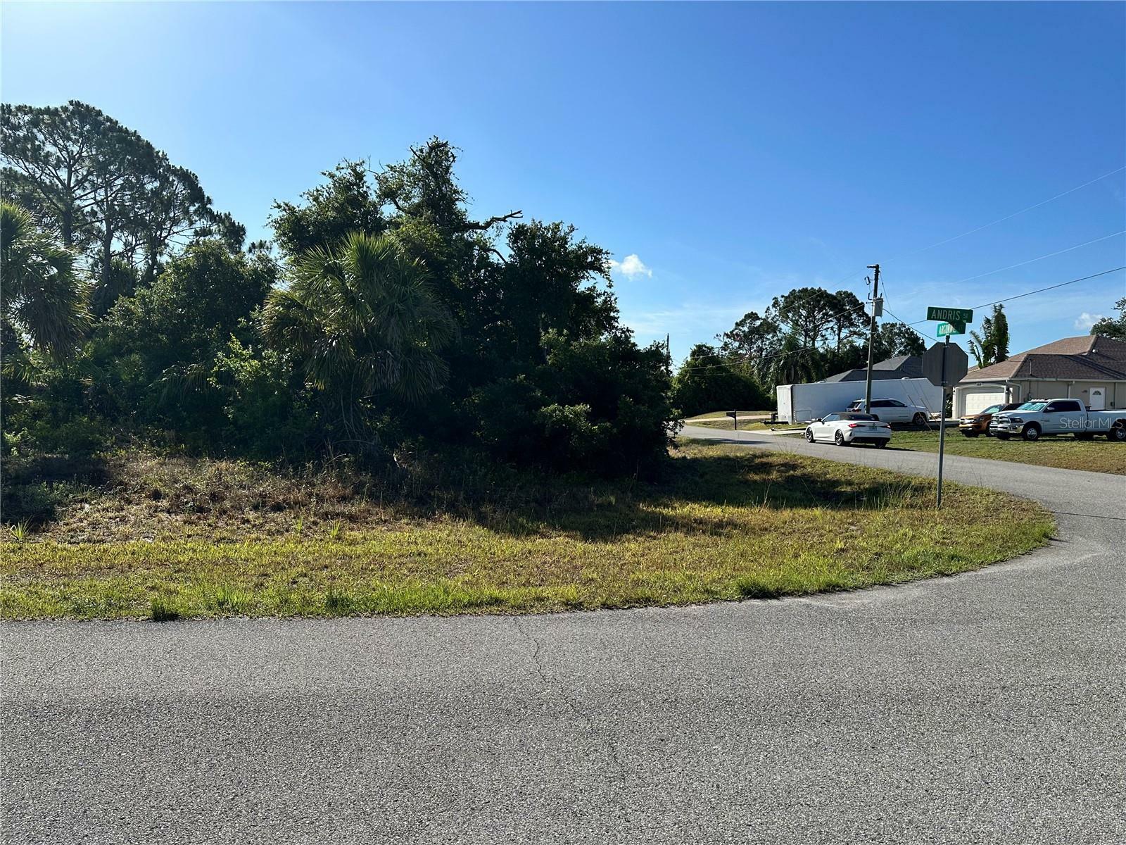 Property Photo: Argonne Court FL 34288