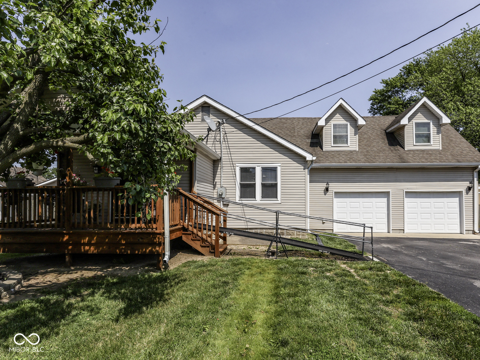Property Photo: 730 N Forsythe Street IN 46131