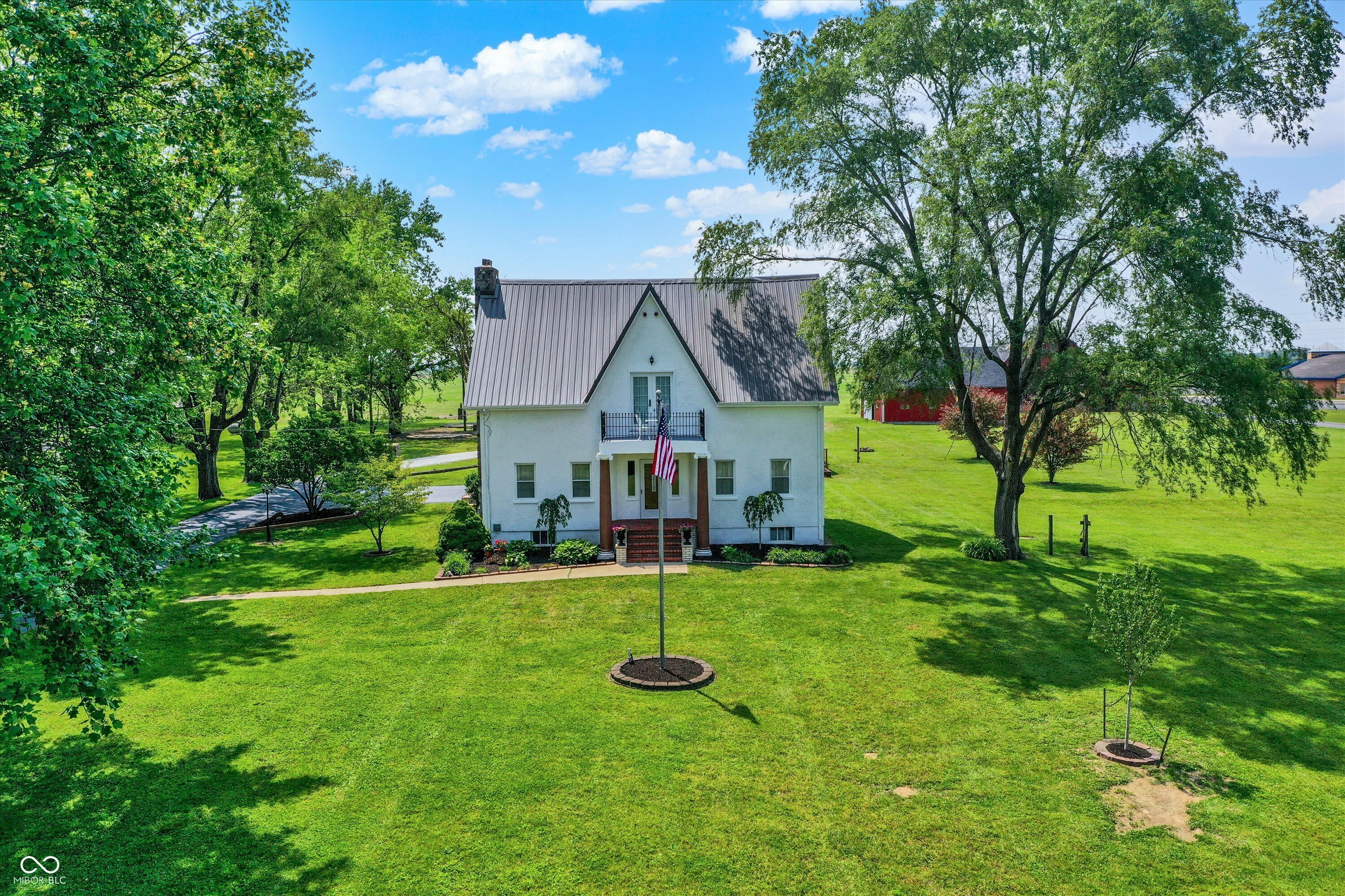 Property Photo: 1926 S Jackson Street IN 46041