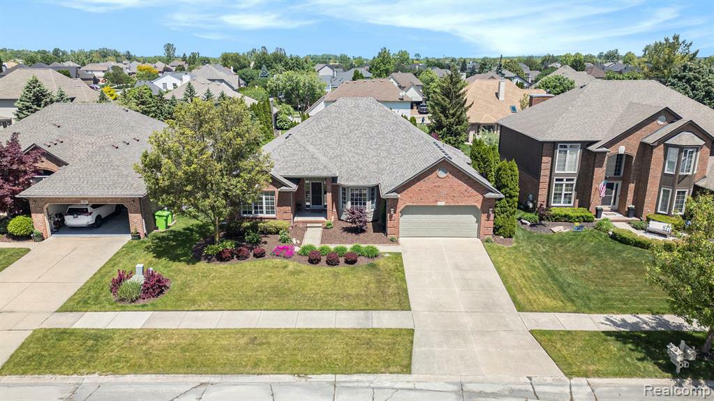 Property Photo: 19943 Riverwoods Court MI 48044 5762